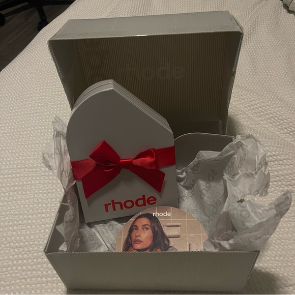 NEW rhode holiday duo NIB (will ship in rhode packaging) - Picture 3 of 4